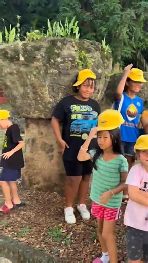 The Nenpire on Instagram: "Workshop #3: PROTOTYPE PLAYGROUND✨ Making ideas happen with trials and testing—the prototype phase should be exciting and fun, welcoming feedback and trying new things! There’s something about the outdoors that brings creativity and inspiration. We had a blast exploring our ideas at Latte Stone Park, while testing out natural dyes on our nenpire shirts! With the help of our wonderful mentors, we aren’t afraid to embrace the trial period—trying and trying again until we