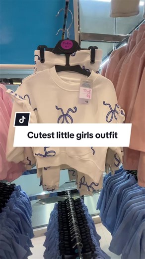 Adorable Baby Blue Bow Outfits for Girls