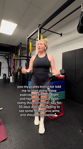 I have been doing this workout every other day for 30 days and I am starting to see some Miley Cyrus arms and shoulders growing💪🏻 Save this workout for later! #mileycyrusarms #armworkout #weddingweightloss #weddingweightlossgoals #bridetok #2024bride #2025bride #weddingfitness #weddingworkout #weddingtok #weddingtiktok #weightlosstransformation #weightlossjourneys #weightlosscheck #2025bride #fyp #foryoupage #fypシ #75hardchallenge #75hardprogress #bodytransformation