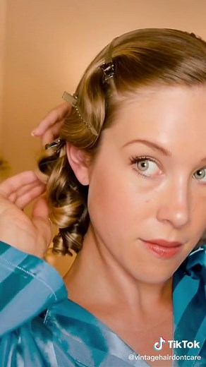 Achieve a Stunning Vintage Look with this Faux Bob Tutorial