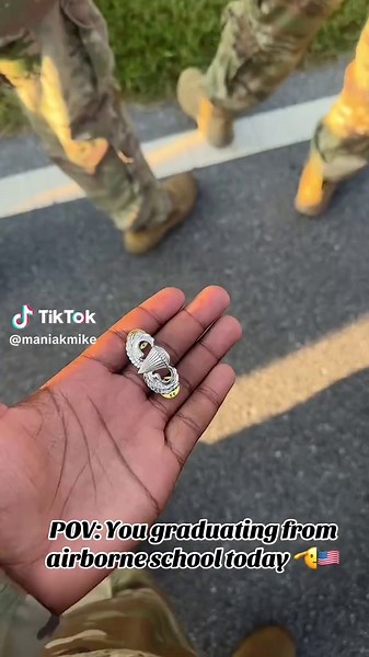 Graduating from U.S. Airborne School 🎓🇺🇸