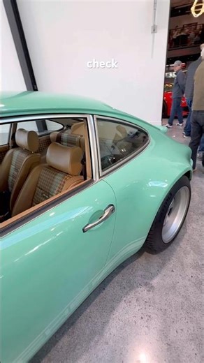 Stunning Singer Porsche 911 Air-Cooled 964 #cars #porscheholding #sportscar #porsche911 #automobile