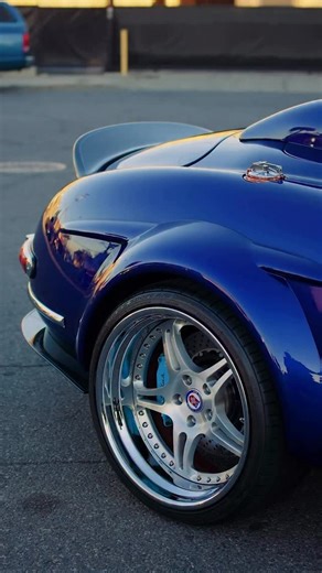 S Klub LA | A special build for a special person. Custom 300SL Speedster resting on a 2008 SLK 55 AMG, it features a custom mix of classic styling cues... | Instagram