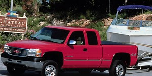 2001 Chevrolet Silverado and GMC Sierra HD