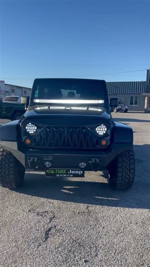 Jeep Wrangler JK ✔️ une préparation au caractère bien affirmé #jeep #jeepwranglerjlu #offroad ￼