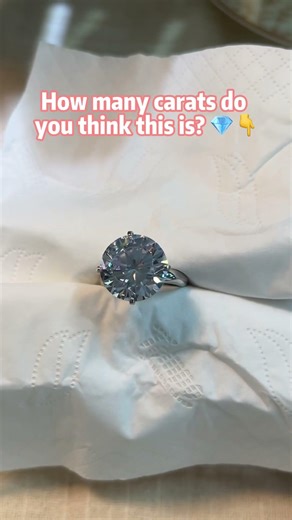 Would you pick this or a smaller diamond? 🤔#diamondring #jewelry #fyp