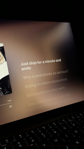 Price Tag — Jessie J Lyrics Video