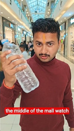Water Bottle Turns Into Fish Bowl 😱 Real Mall Magic Trick