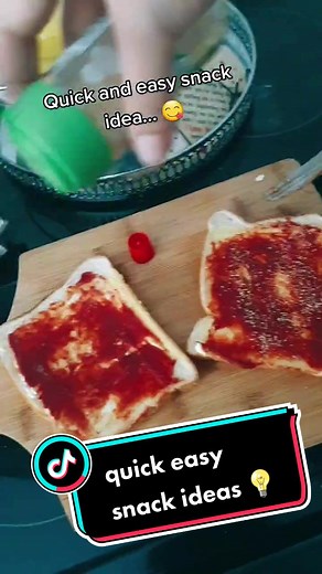 Delicious Garlic Butter DairyLea Cheese Snack Recipe