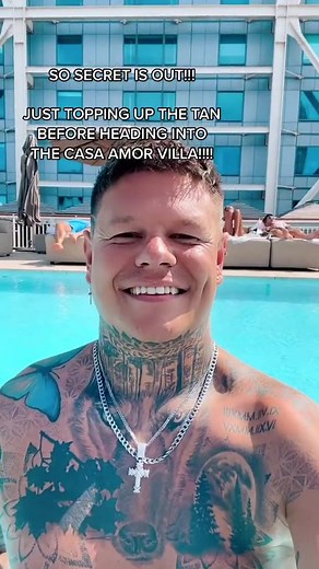 So glad I can finally reveal this!!! Follow my page for more updates!! #loveisland | Dan Spragg