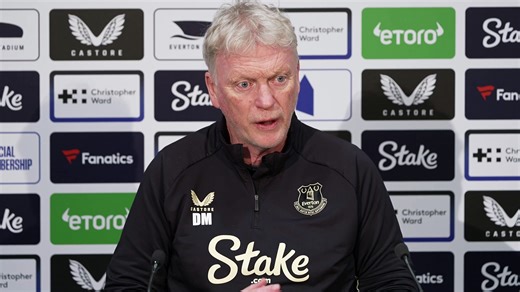 Wolves doing well, I am normally a bottle of wine in by 8pm - Moyes jokes about late kickoff