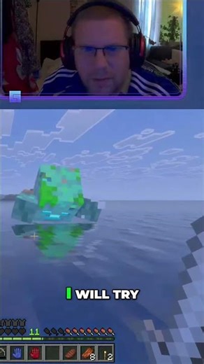 Minecraft Boat Building: Crafting & Monster Hunting! #shorts