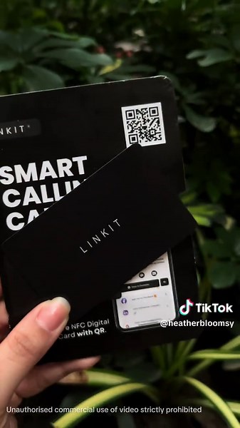 In just one tap you can share your contacts and social media by using the linkit digital card 📱@Linkit Philippines #LINKIT #DigitalBusinessCard #NFC #SmartCallingCard #vibeandverve