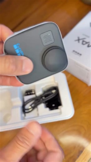 Martín on Instagram: "Así te viene la Gopro Max 360 grados , una cámara que a pesar de los años sigue siendo elegida por miles de usuarios en todo el mundo . Y ustedes ya conocen los productos de @goproarg and @gopro . Súmense a nuestra familia y capturen los mejores momentos de sus vidas . #srmartinezmitre #n #love #a #motivacion #instagood GoPro #GoProHero #GoProVideo #GoProLife #GoProAdventure #GoProPhotography #GoProNation #GoProCreators #GoProLifestyle #GoProShots #GoProArgentina #AventuraA