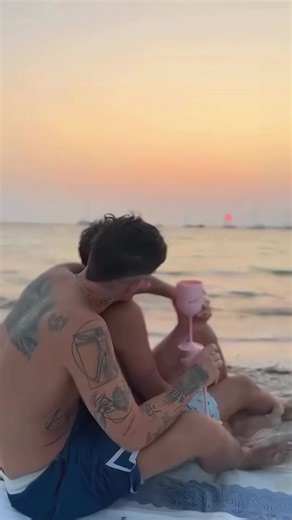 Exploring Beautiful Moments for Couples at the Sea