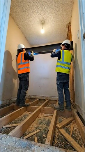 I Turned a 2x2 Closet into an INFINITE Void 🕳️