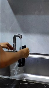 Redmi Note 14 5G - WATER RESISTANCE TEST! 😎💦 #redmi #redminote14 #waterresistancetest #waterproof