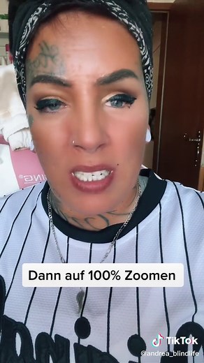 Wie blinde Frauen sich schminken