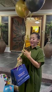 FOUNDER EKORA BEAUTY KUTUK ADRIANAGOLD KE NI 😱😱😱 KALI KETIGA REPEAT DENGAN 8 PCS TERUS 🔥🔥🔥 SEMALAM REPEAT LAGI KALI KE 10 PCS ‼️ KENAPA NI MAMA ?? BUKAN KALENG KALENG🤝 ANDA BANDINGKAN SENDIRI KENAPA 🤝 | Adriana Gold