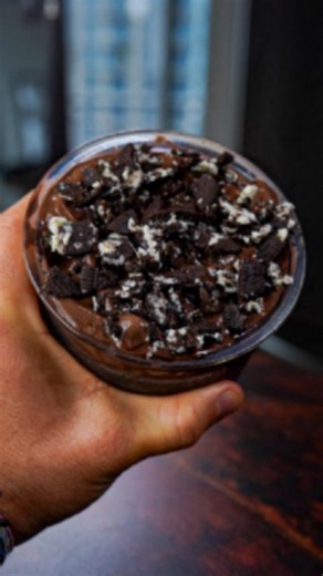 🍨 301 Cal OREO Cereal Milk Protein Ice Cream 📍 A WHOLE Pint of OREO Cereal Milk Protein Ice Cream for 301 Calories with 38g Protein! Today I show you how to do that 🤝🏻 👨‍🍳 @theflexibledietinglifestyle ✅ Macros for the WHOLE Pint w/out Mix-Ins: 301 Cals, 26g Carbs, 5g Fat, 38g Protein ✳️ Ingredients: 240g Fairlife Fat Free Milk 240g Unsweetened Vanilla Almond Milk 56g OREO Cereal (not all in macros. See below) 30g Chocolate Whey/Casein Blend Protein Powder (I use @flex_brands aka my brand a