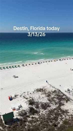 Beautiful day at the beach!! 🌞🏝️ #wheretostayindestin #destinairbnb #destinfloridabeach #destinflorida #destinfloridavacay