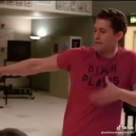 Glee's First Performance: A Hilarious Look Back