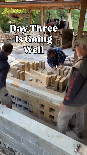 Day three on the wood/soda kiln. It’s coming along nicely and I’m beginning to think about steel. I can weld, sorta. It’s not pretty for sure. I’ve never had a reason to practice a whole lot to get better, until I wish I was. 🥴😕✌🏽 . . . . . #ceramics #poterie #pottery #ceramica #kilnbuilding #woodfirekiln #sodakiln | Spinning Earth Pottery