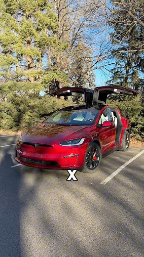 7.7K views · 33 reactions | Thankfully Tesla fixed the horn in 2024 models! #tesla #modelx #modelxplaid #teslaflex | Tesla Flex | Facebook