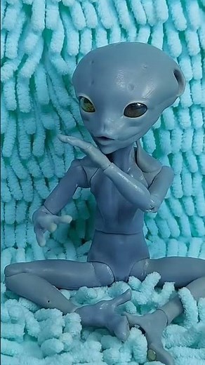 Fantastic Baby Alien #babyalien #aliens #doll #alienlife #fantastic #shorts