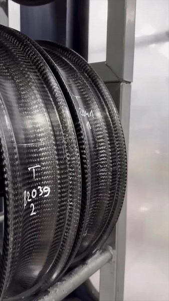 The Production Process of Rotobox Carbon Fiber Wheels | Wheel Experts