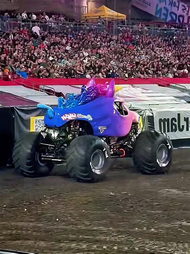 Breakdancing Highlights with Tyler Menninga at Monster Jam