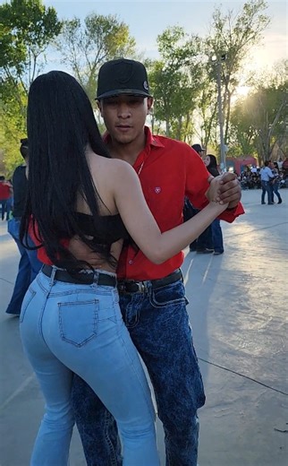 Lupita y la chonona, baile domingo caliente, nene show exp. las virgenes rosales chihuahua #rosales #delicias #satevo #chihuahua #mexico #fiesta #Norteño #NorteñaSax #norteña #norteñas #cowboy #cowgirl #country #countrylife #rancho #ranchero #norteñasconsax #sax #acordeon #botas #vaquera #vaquero #dancing #dance #dancer #dançando #dança #dançarino #bailando #bailar #bailan #baila #bailadores | Chiwas bailando norteñas en Chihuahua