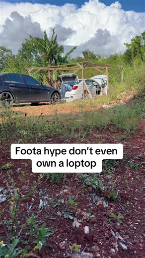 Foota hype don’t even own a loptop