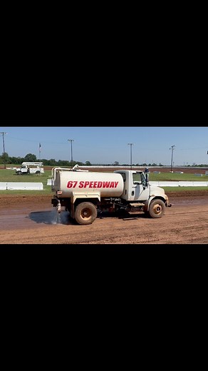 Juicin’ it up. 🚛💦Yesterday’s unwelcome arrival of Mother Nature gives way to more conventional methods of track watering for today’s USAC AMSOIL INC. National Sprint Car event at 67 Speedway of Texarkana. Tim Crawley & Co. have done a lot of work to get this place in shape from top to bottom since taking over at the beginning of the 2023 season. | USAC Racing