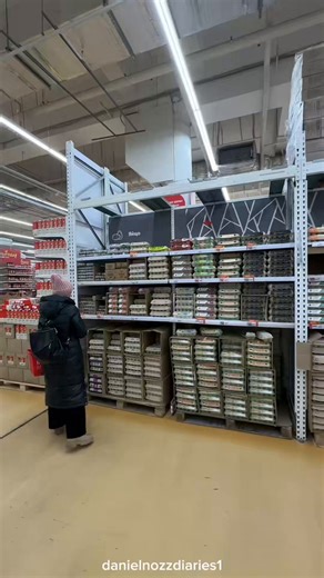 The fucking retards are doing “Russia is richer than we are” propaganda again and the bigger fucking retards in the responses are eating it up. No signs of intelligent life.