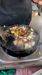 Sisig ngayong tag Ulan! Masarap na PULUTAN! | Gepoy Tuason