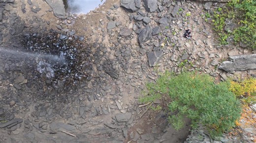 Watch to see the people at the bottom. One of my favorite videos shots from this hike. | Gil Hodges