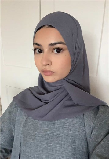 Mastering the Hijab: Fashion and Style Tips