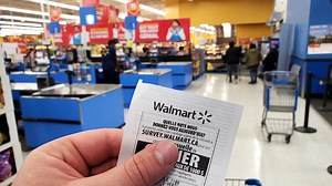 Walmart shopper 'banned' after rejecting receipt checks - the law is on his side