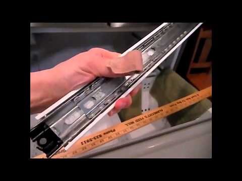 Frigidaire refrigerator bottom freezer defrosting and removing trays/drawers