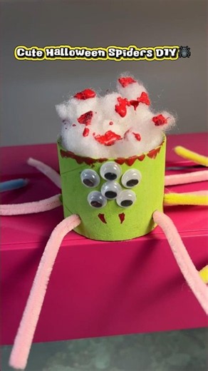 Cute Halloween Spiders DIY 🕷️ Easy Toilet Paper Roll Craft