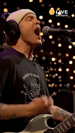 Seattle's Suzzallo performs "River" & more Live on KEXP