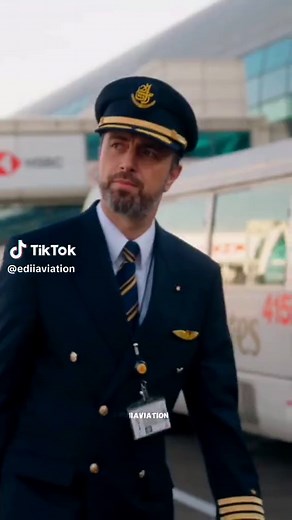 New Aviation Wallpaper - Stunning 4K Pilot Pictures