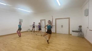 Sarah Hendry School Of Dance on Reels
