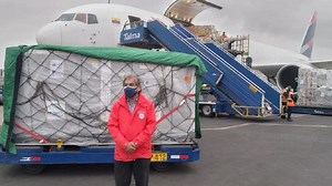 Nuevo lote de 511 200 vacunas de AstraZeneca contra la COVID-19 llegó al Perú