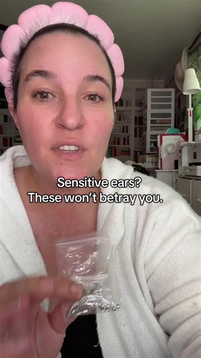 paightonlindsey (@paightonlindsey) - Hypoallergenic Earrings for Sensitive Ears – Jstyle Review