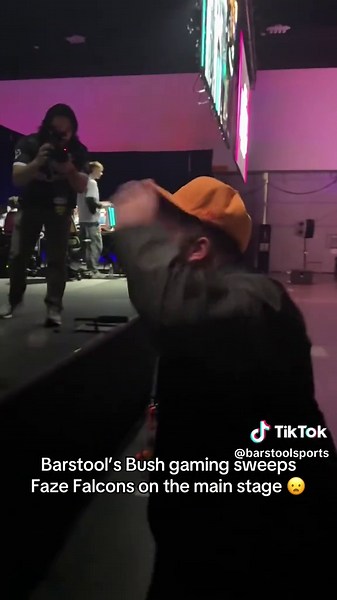T-Bush Dominates FaZe Clan in Call of Duty