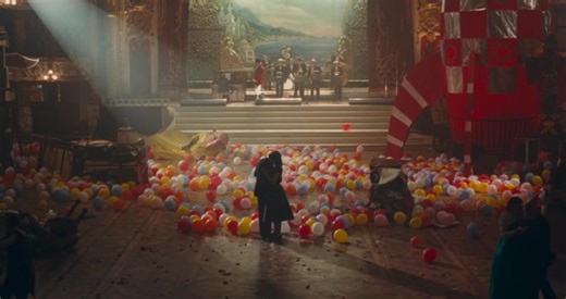 happy new year’s eve :) i’ll always think of phantom thread every year. #films #newyearseve #paulthomasanderson