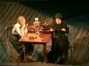 Alfred Molina in Fiddler no the roof
