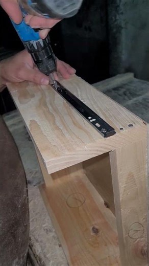 Traditional Pattern Wood Carving by HandProfessional Handmad Decorative Wood Carving Process